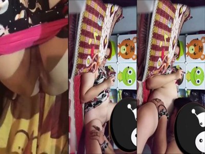 Thanh niên chơi lớn bắt mẹ cởi quần ra quay cho bạn xem